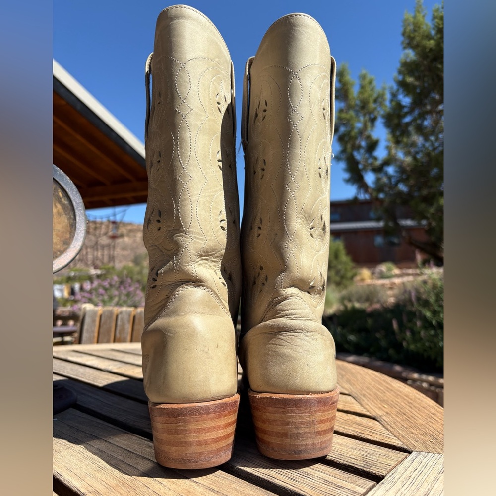 FRYE Campus Austin Boots - Picture 5 of 15